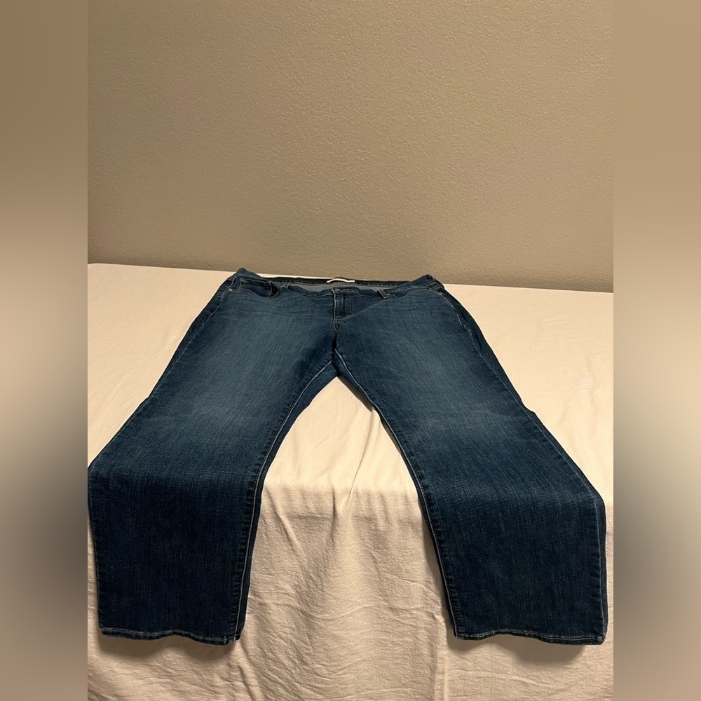 Levi’s Classic Straight Dark Blue Jeans